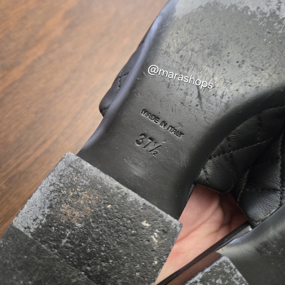 Chanel 2017 Interlocking CC Logo Mules - Picture 10 of 10